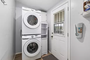 211 N Citrus Ave, Escondido, CA 92027 - Photo 15