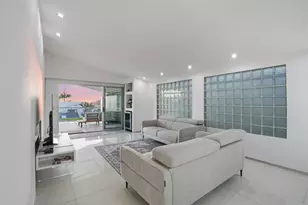 5628 Linda Rosa, La Jolla, CA 92037 - Photo 27