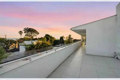 5628 Linda Rosa, La Jolla, CA 92037 - Photo 3