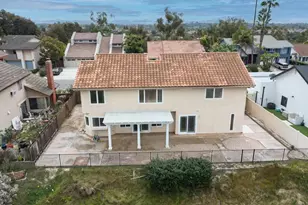 2120 Pintoresco Ct, Carlsbad, CA 92009 - Photo 17