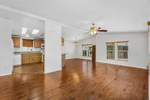 525 W El Norte Parkway, Escondido, CA 92026 - Photo 3