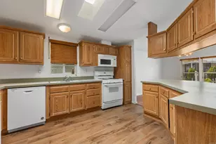 525 W El Norte Parkway, Escondido, CA 92026 - Photo 9