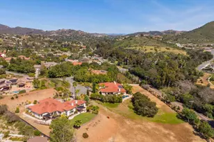 2353 Buena Creek Trail, Vista, CA 92084 - Photo 27