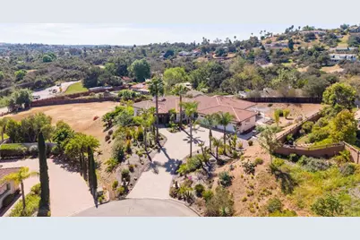 2353 Buena Creek Trail, Vista, CA 92084 - Photo 25