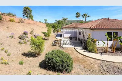 2353 Buena Creek Trail, Vista, CA 92084 - Photo 21