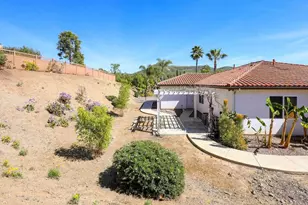 2353 Buena Creek Trail, Vista, CA 92084 - Photo 21