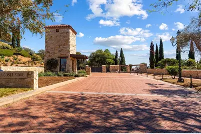 7090 Corintia Street, Carlsbad, CA 92009 - Photo 43