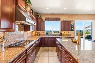 7090 Corintia St, Carlsbad, CA 92009 - Photo 11