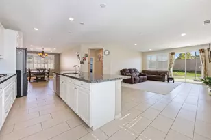 37520 River Oats Ln, Murrieta, CA 92563 - Photo 5