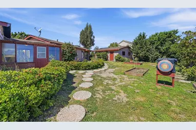 1355 Rainbow Ridge Lane, Encinitas, CA 92024 - Photo 33