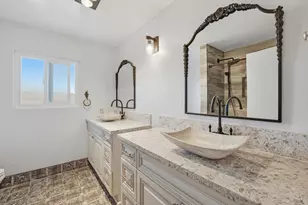 1331 Barbara Dr, Vista, CA 92084 - Photo 13