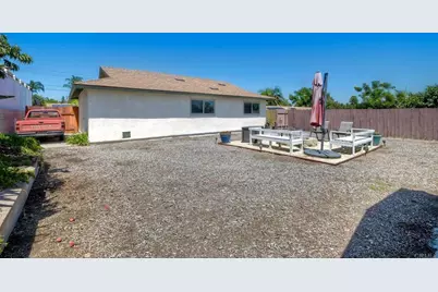 520 Starling Drive, Vista, CA 92083 - Photo 9