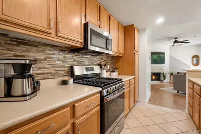 13015 Evening Creek Drive #18, San Diego, CA 92128 - Photo 9