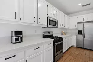 27636 Brentstone Way, Murrieta, CA 92563 - Photo 5