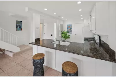 6779 Heath Court, Carlsbad, CA 92011 - Photo 9