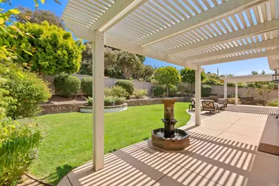 7062 Crystalline Dr, Carlsbad, CA 92011 - Photo 41