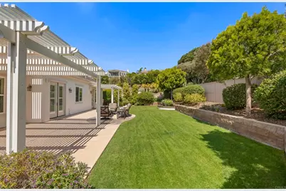 7062 Crystalline Dr, Carlsbad, CA 92011 - Photo 45