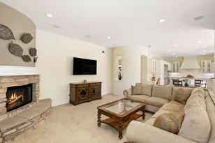 7062 Crystalline Dr, Carlsbad, CA 92011 - Photo 17
