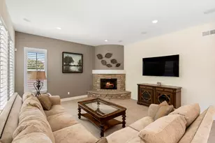 7062 Crystalline Dr, Carlsbad, CA 92011 - Photo 15