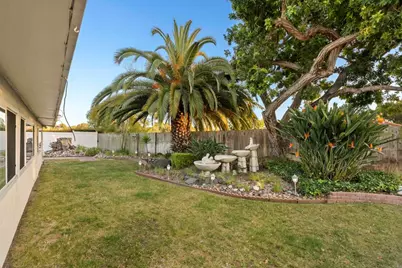 843 Santa Regina, Solana Beach, CA 92075 - Photo 29