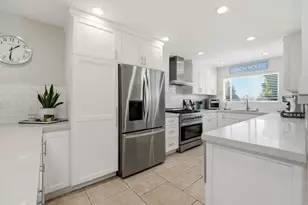 1839 Freda Ln, Cardiff by the Sea, CA 92007 - Photo 11