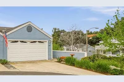 2807 Valley Vista Way, Oceanside, CA 92054 - Photo 3