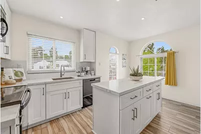 2807 Valley Vista Way, Oceanside, CA 92054 - Photo 9