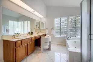 1374 Beringer Ln, Vista, CA 92081 - Photo 25