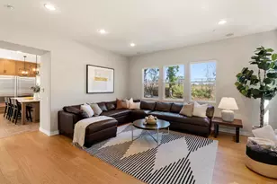 835 Lynwood Dr, Encinitas, CA 92024 - Photo 17