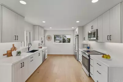 557 Canyon Drive, Solana Beach, CA 92075 - Photo 15