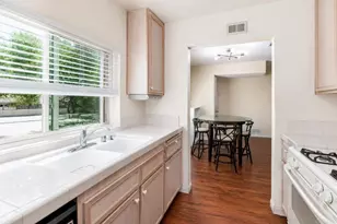 10758 Dabney Dr, San Diego, CA 92126 - Photo 7
