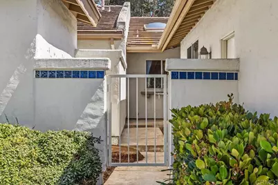 4849 Flying  Cloud Way, Carlsbad, CA 92008 - Photo 3