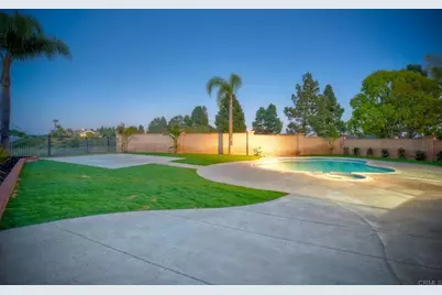 5698 Greenshade, San Diego, CA 92121 - Photo 3
