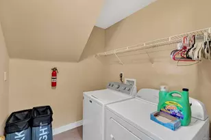 17866 Robusta Dr, Riverside, CA 92503 - Photo 27