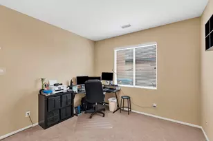 17866 Robusta Dr, Riverside, CA 92503 - Photo 23