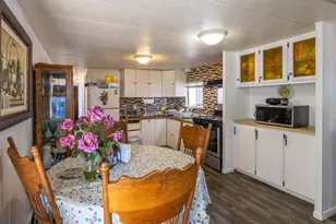 1010 E Bobier Dr, Vista, CA 92084 - Photo 7