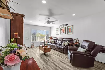 2012 E Mission Avenue #6, Escondido, CA 92027 - Photo 13
