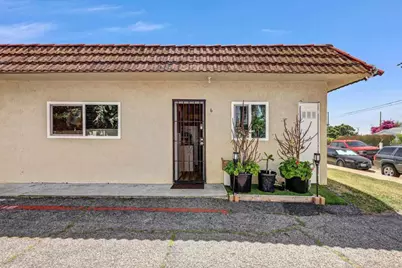 2012 E Mission Avenue #6, Escondido, CA 92027 - Photo 3