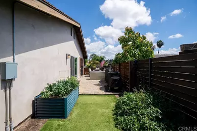 831 Cypress Drive #1, Vista, CA 92084 - Photo 7