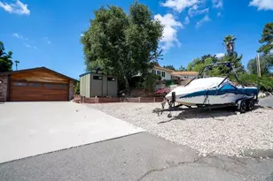 831 Cypress Dr, Vista, CA 92084 - Photo 3