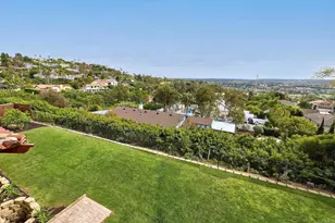 6811 Vianda Ct, Carlsbad, CA 92009 - Photo 37
