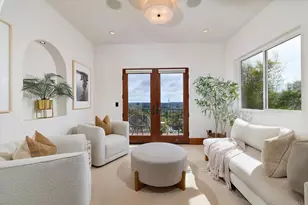 6811 Vianda Ct, Carlsbad, CA 92009 - Photo 23
