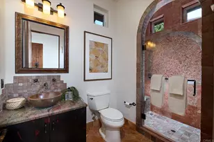 6811 Vianda Ct, Carlsbad, CA 92009 - Photo 21