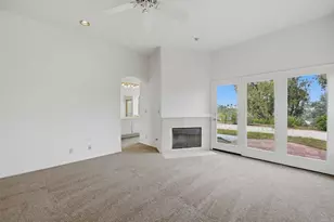 4425 Sunnyhill Dr, Carlsbad, CA 92008 - Photo 23