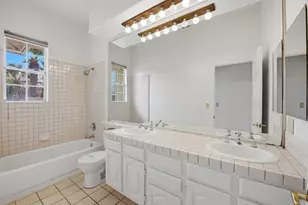 4425 Sunnyhill Dr, Carlsbad, CA 92008 - Photo 29