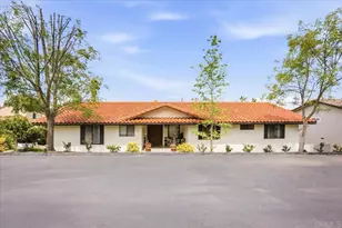 258 Vista Grande, Escondido, CA 92025 - Photo 1