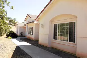 30756 Evening Star Cir, Valley Center, CA 92082 - Photo 3