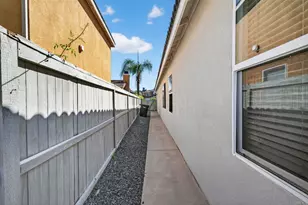 10254 Spruce Woodlands Way, Escondido, CA 92026 - Photo 37