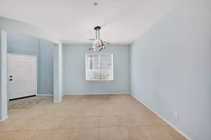 10254 Spruce Woodlands Way, Escondido, CA 92026 - Photo 9