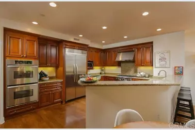 1040 Genter Street #205, La Jolla, CA 92037 - Photo 7